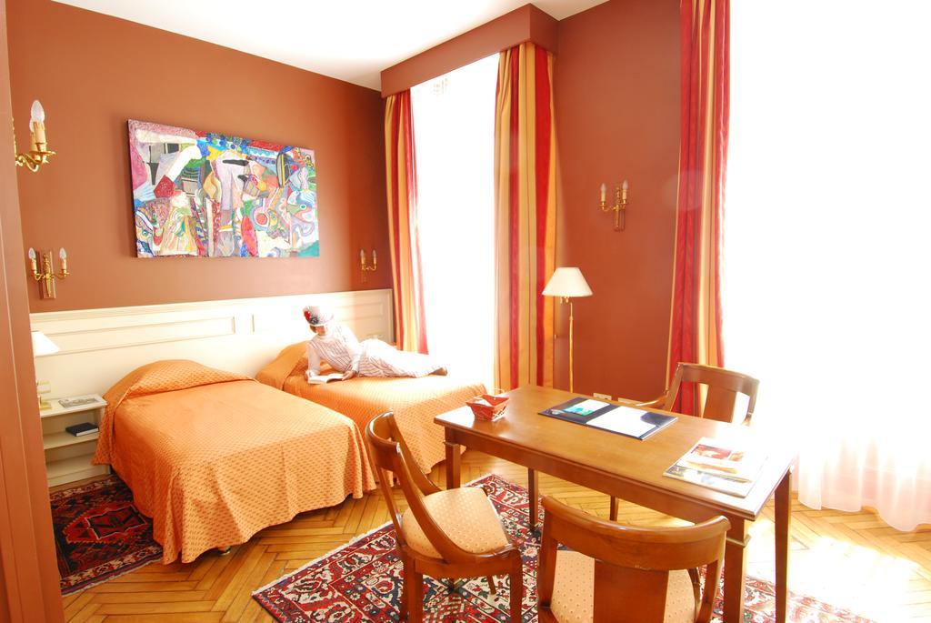Ermitage Bouquet Hotel รูออง ภายนอก รูปภาพ