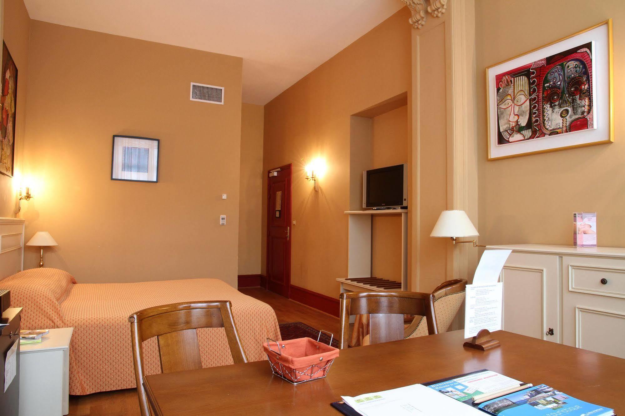Ermitage Bouquet Hotel รูออง ภายนอก รูปภาพ