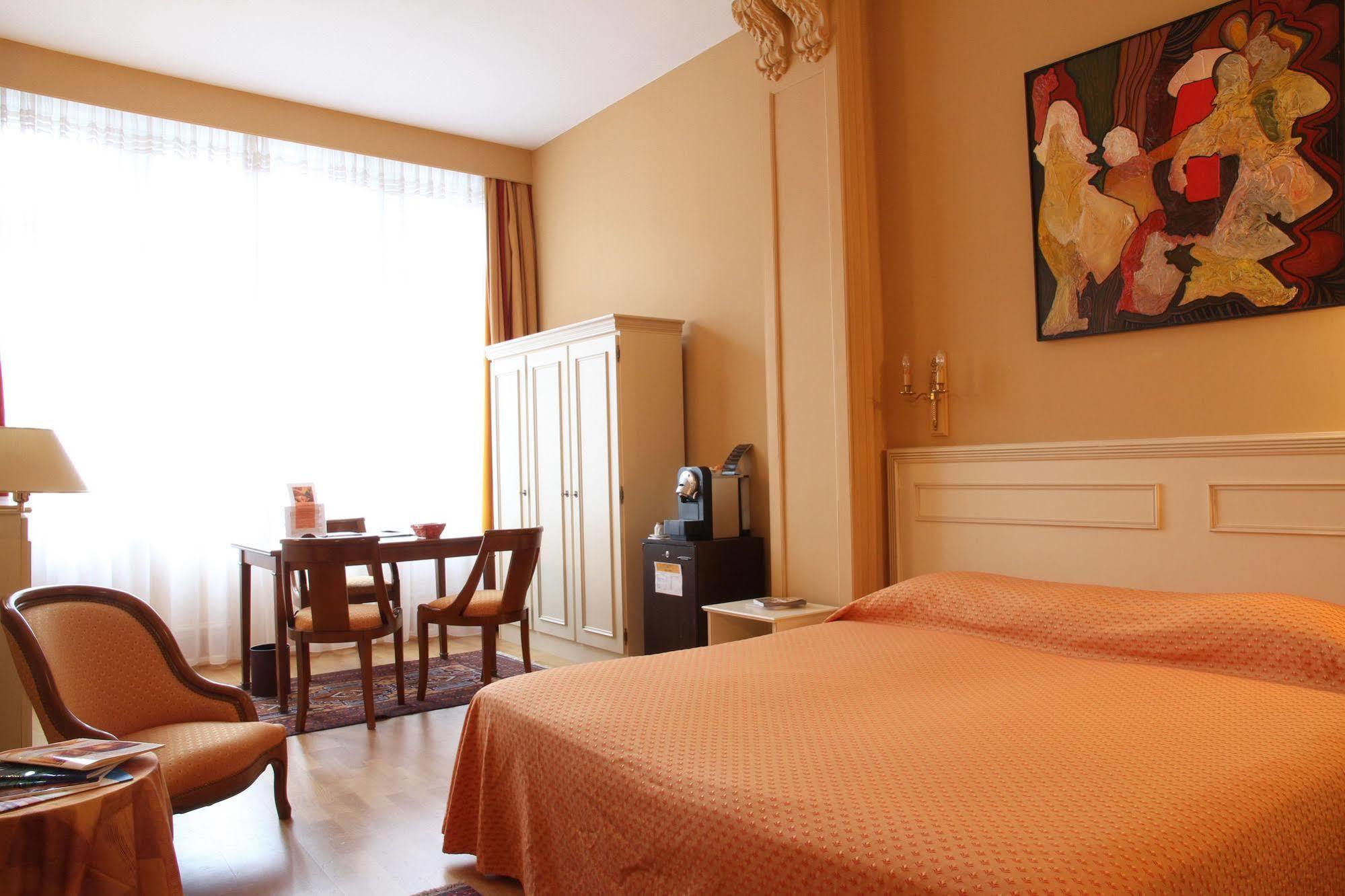 Ermitage Bouquet Hotel รูออง ภายนอก รูปภาพ
