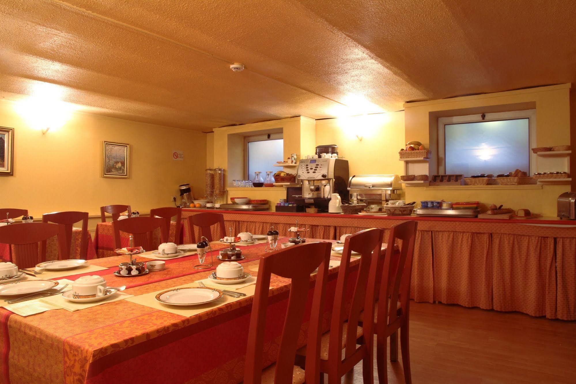 Ermitage Bouquet Hotel รูออง ภายนอก รูปภาพ