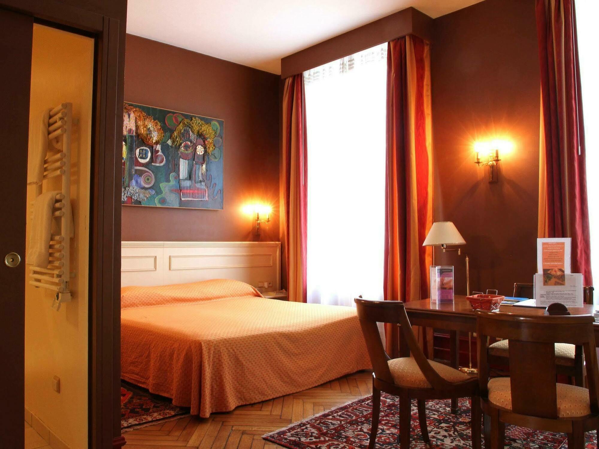 Ermitage Bouquet Hotel รูออง ภายนอก รูปภาพ