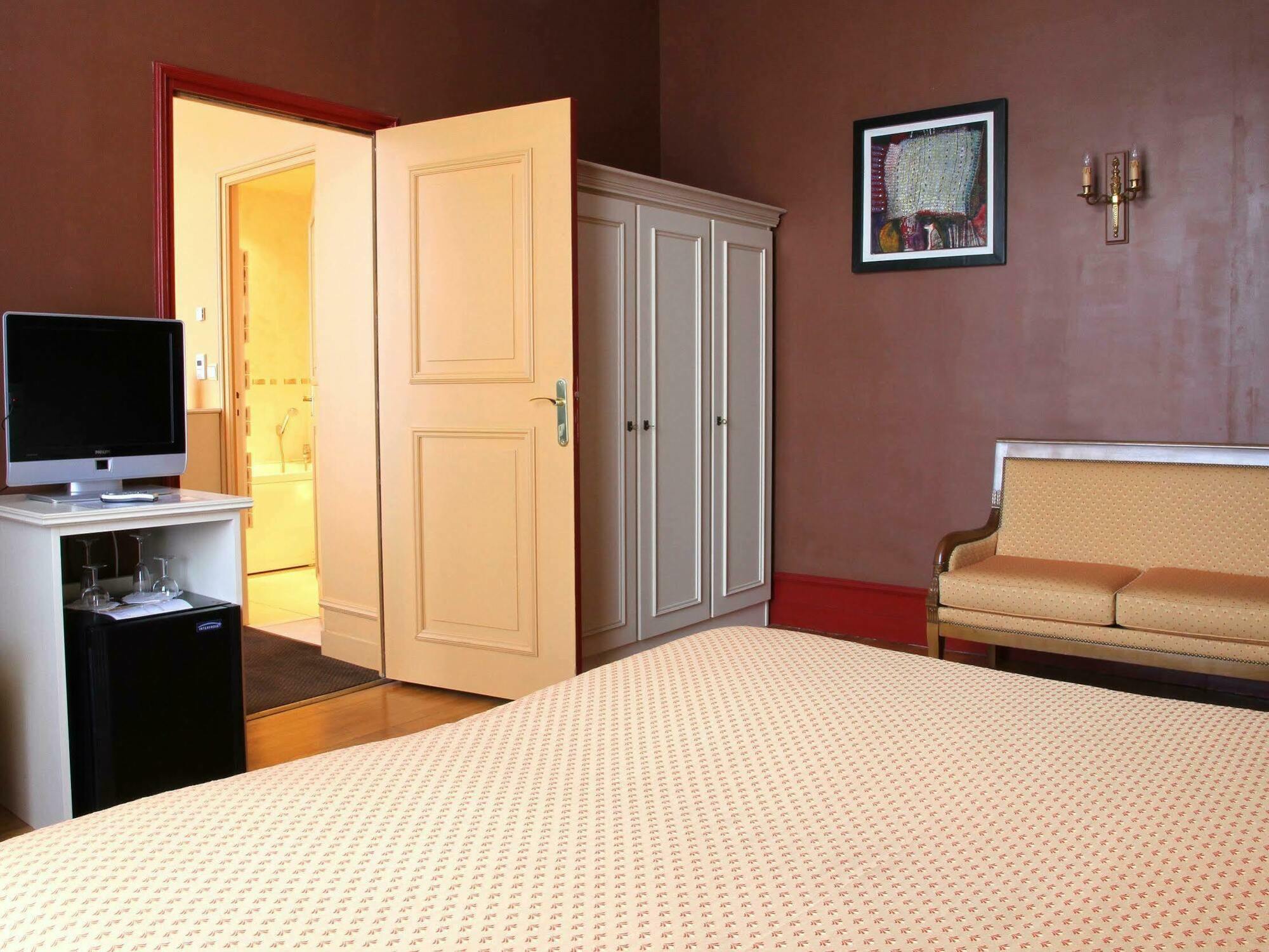 Ermitage Bouquet Hotel รูออง ภายนอก รูปภาพ
